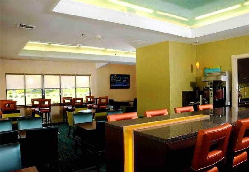 Residence Inn By Marriott Herndon Reston Restoran fotoğraf